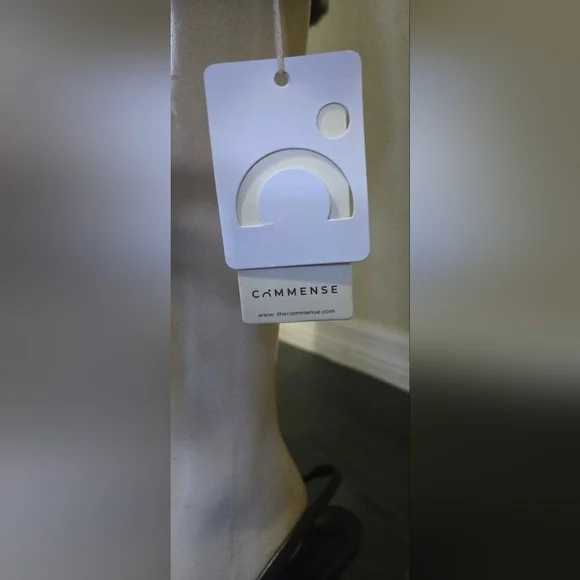 Commense Stacking V-Neck Split Breasted Sweater Dress - Picture 4 of 9